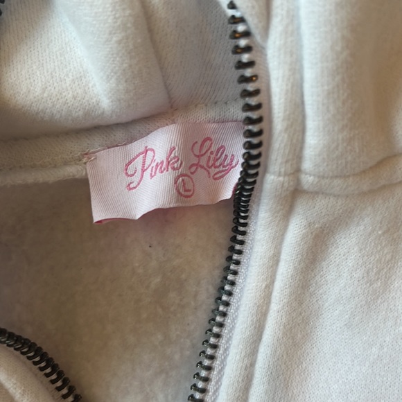 NWOT White Sweatshirt - Picture 10 of 14